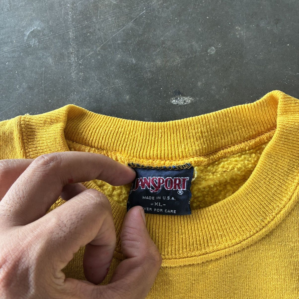 Other VINTAGE Y2K TEXAS LUTHERAN UNIVERSITY SWEATSHIRT Size US XL / EU 56 / 4 - 6 Thumbnail