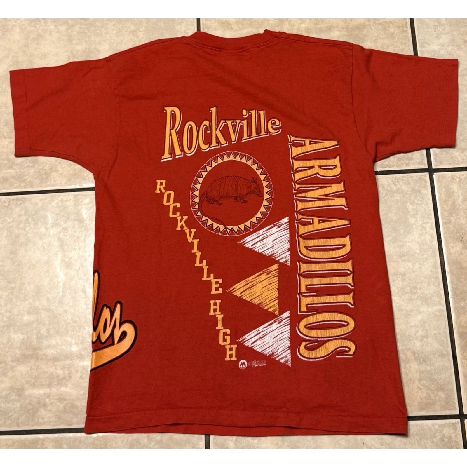 Fruit Of The Loom VINTAGE Rockville High School Armadillos Shirt M Red 90s FOTL Cotton Graphic Print Crew Neck Unisex Adults Size US M / EU 48-50 / 2 - 2 Thumbnail