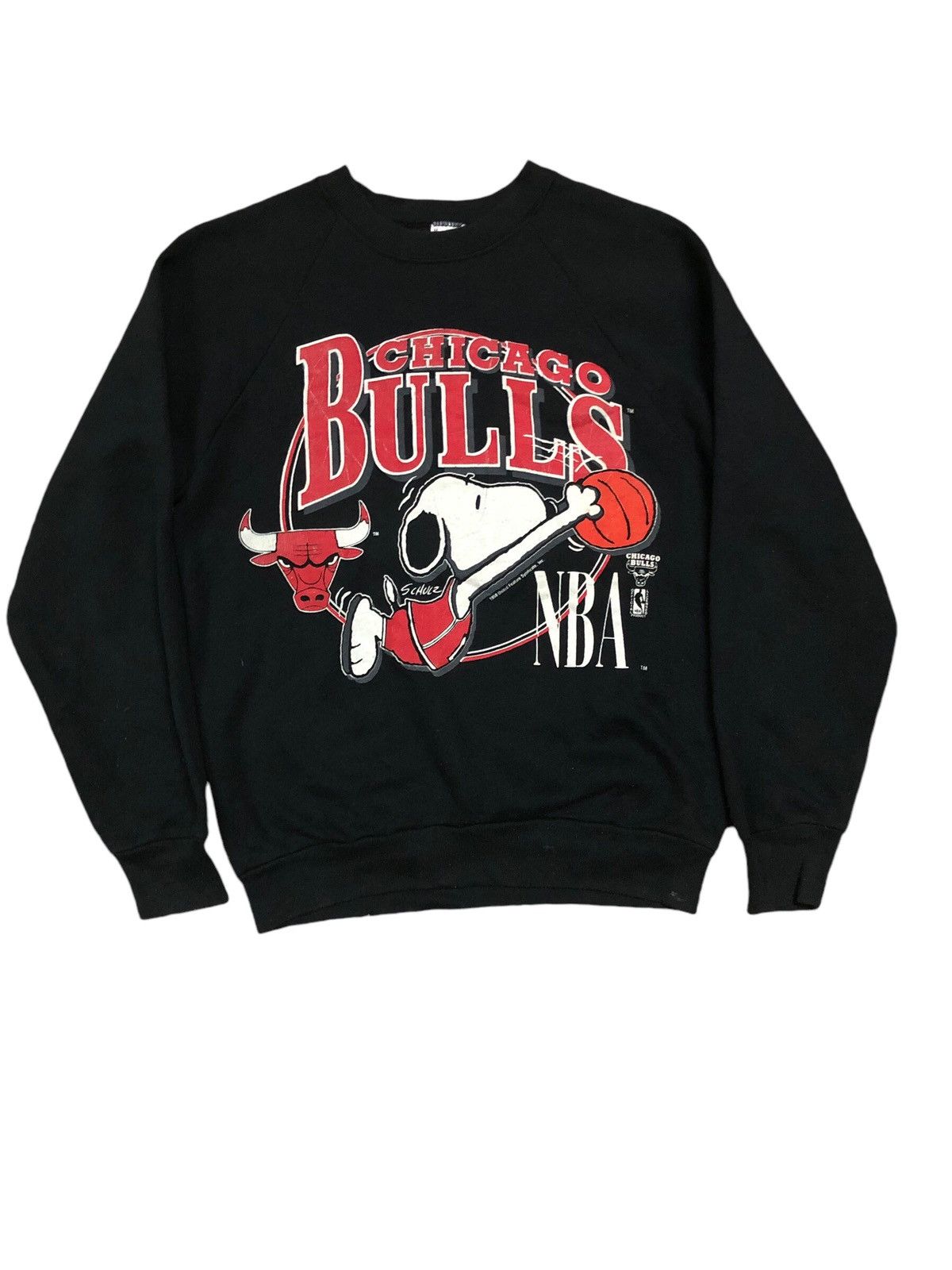 NBA × Vintage Vintage Chicago Bull x Shulz Snoopy Sweatshirt Size US S / EU 44-46 / 1 - 1 Thumbnail