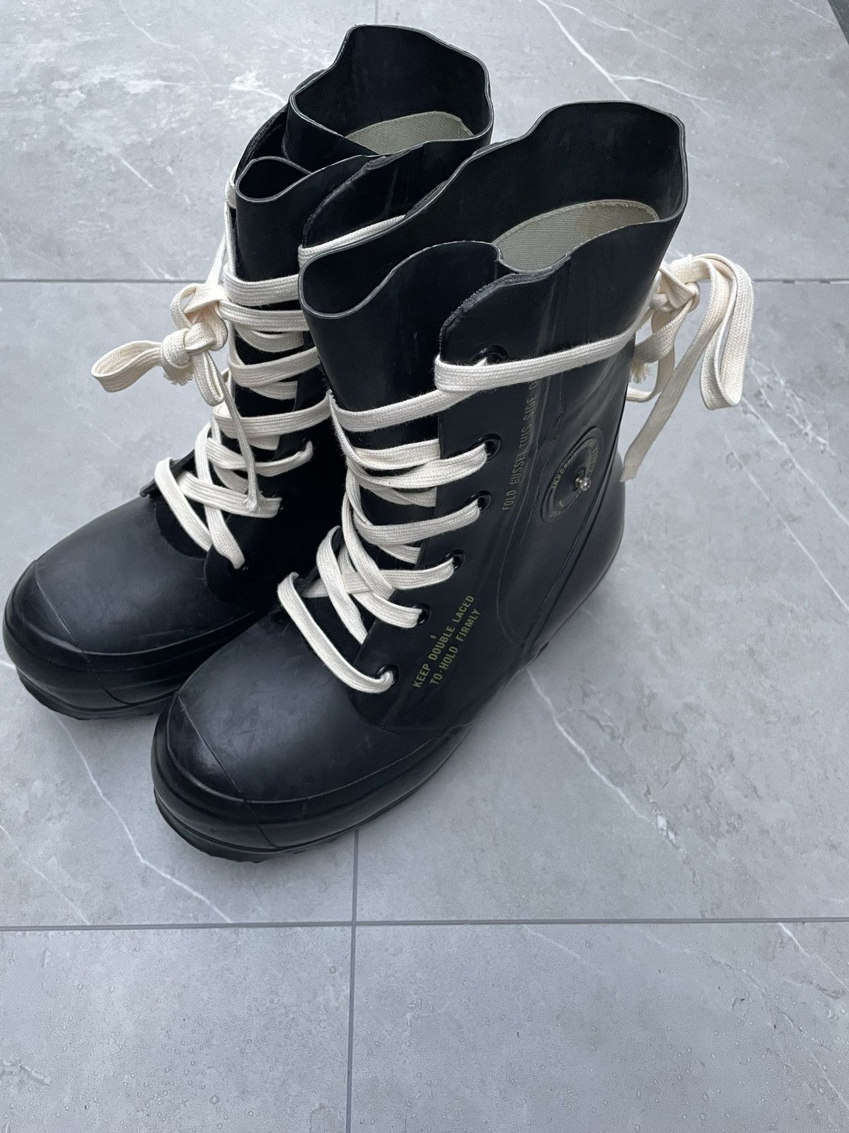 Vintage 1970s Vintage Bata Rubber Bunny / Mickey Boots Size US 8.5 / EU 41-42 - 10 Thumbnail