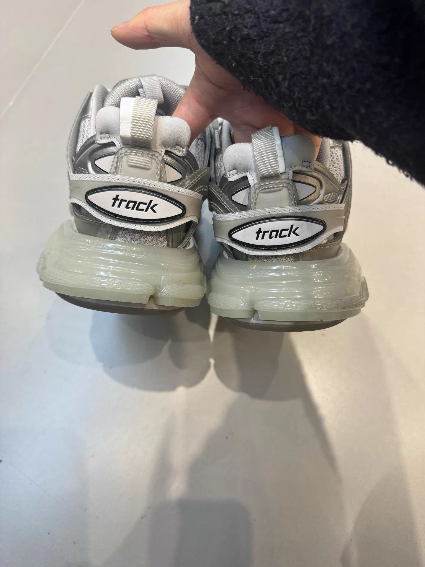 Balenciaga Balenciaga Track White/Gray Colorblock Clear Sole 38 Size US 7.5 / IT 37.5 - 4 Thumbnail