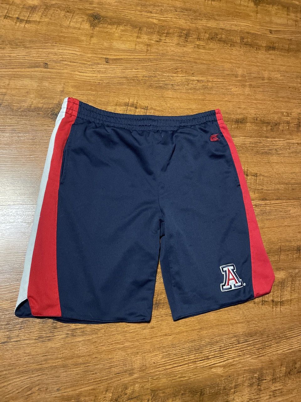 NCAA Vintage NCAA Arizona Wildcats Mesh Shorts Size US 36 / EU 52 - 2 Thumbnail