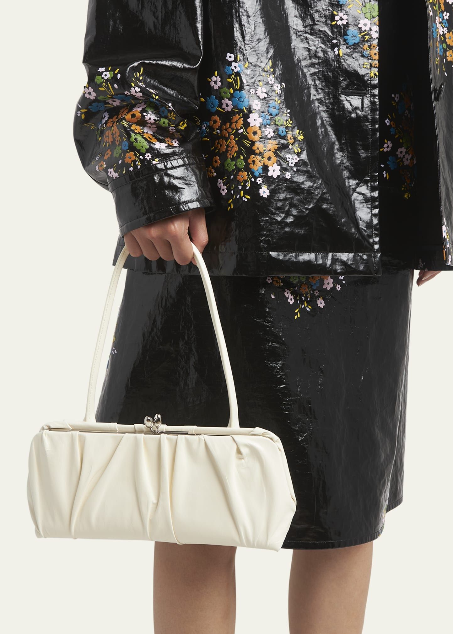Jil Sander o1w1db10825 Size: OS / Small Pleated Calfskin Shoulder Bag Size ONE SIZE - 2 Thumbnail
