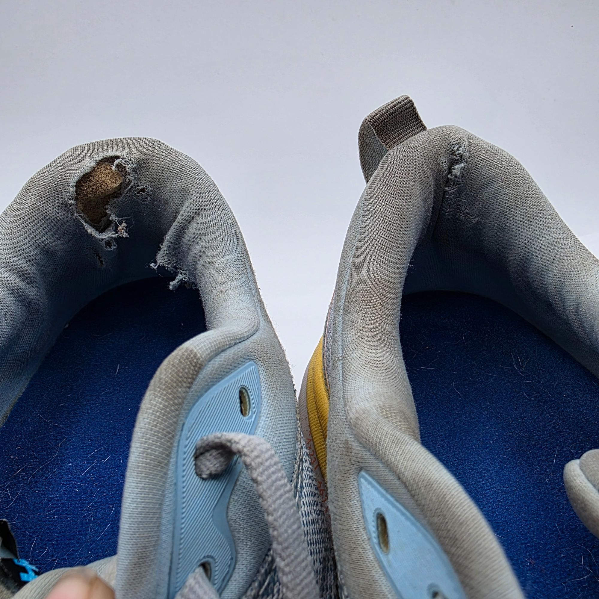 Hoka Hoka One One Bondi 8 Womens Size 10.5 B Gray Yellow Athletic Size US 10.5 / IT 40.5 - 6 Thumbnail