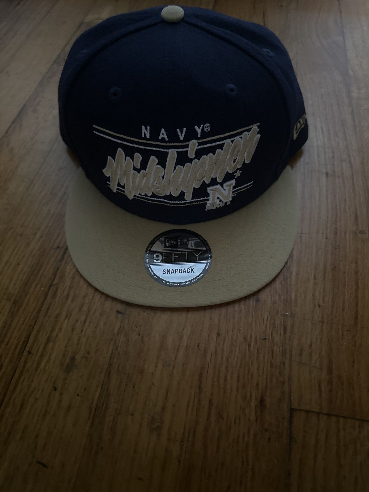 New Era × Vintage Navy Midshipmen SnapBack Hat Size ONE SIZE - 1 Preview
