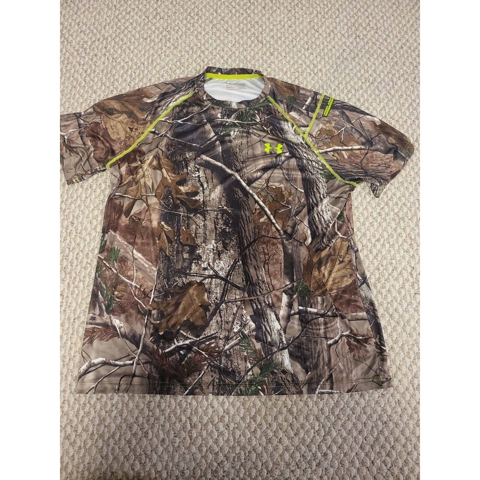 Under Armour Under Armour Men Large Camo Scent Control Short Sleeve Size US L / EU 52-54 / 3 - 1 Thumbnail