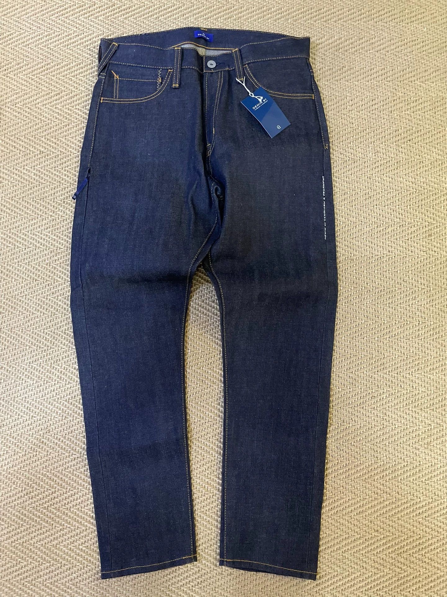 Fragment Design FRAGMENT x VANQUISH RAW JEANS LIGHTNING EMBROIDERY W30 NEW Size US 30 / EU 46 - 2 Thumbnail