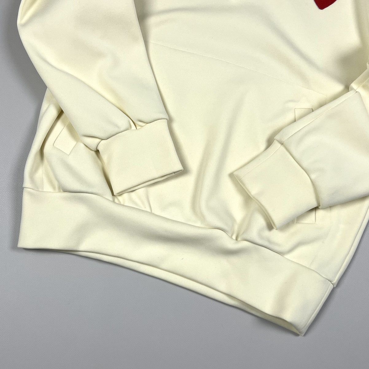 Comme des Garcons × Japanese Brand Auth Men’s PLAY Comme des Garçons Logo Beige Hoodie Size S/M Size US M / EU 48-50 / 2 - 8 Thumbnail