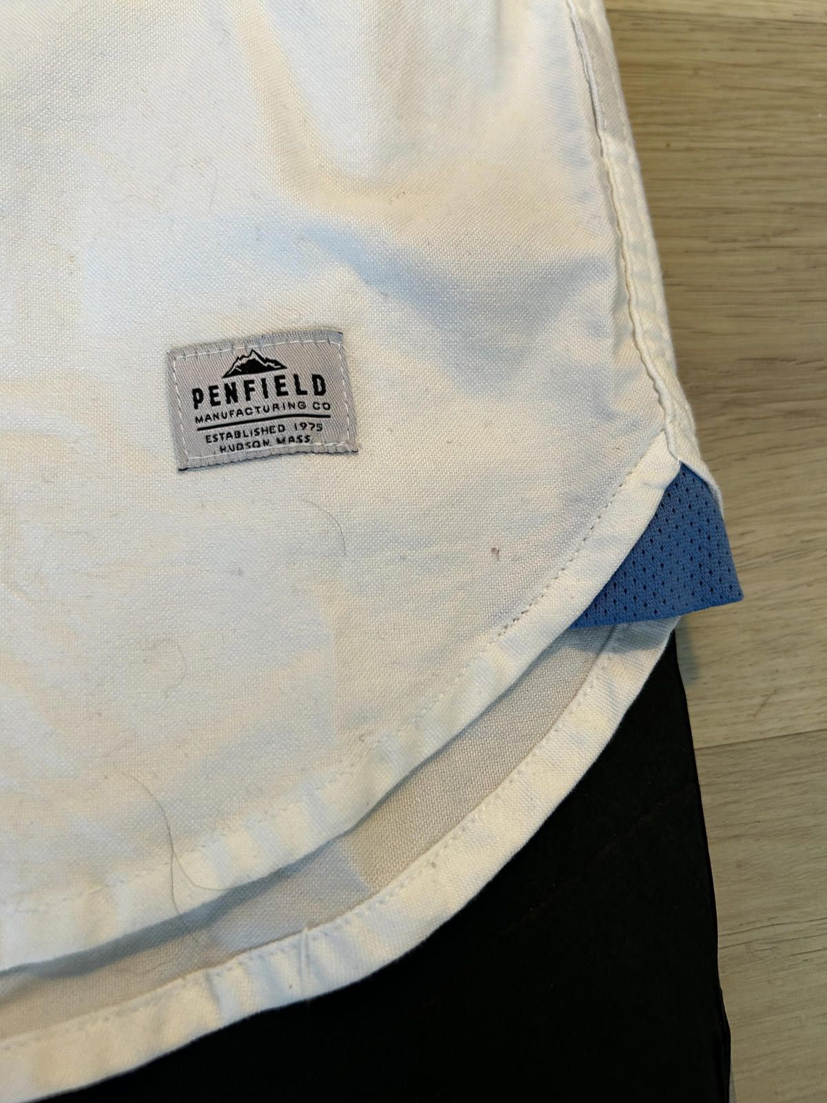 Pendleton Penfield Aspley Shirt White Blue details Men’s Size M NWT Size US M / EU 48-50 / 2 - 7 Thumbnail