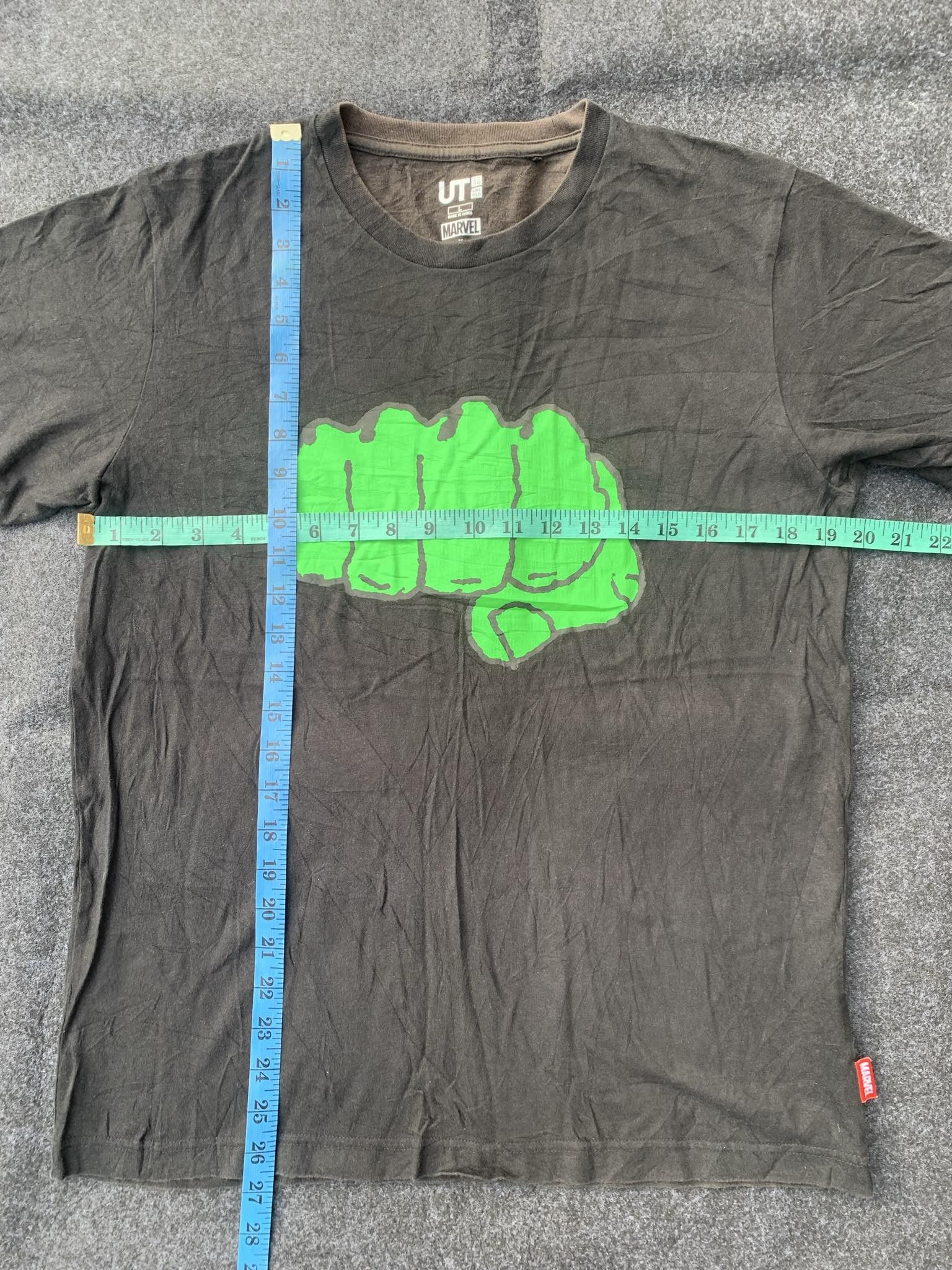 Cartoon Network × Marvel Comics × Uniqlo Hulk marvel x Uniqlo faded black tshirt. Size US L / EU 52-54 / 3 - 7 Thumbnail