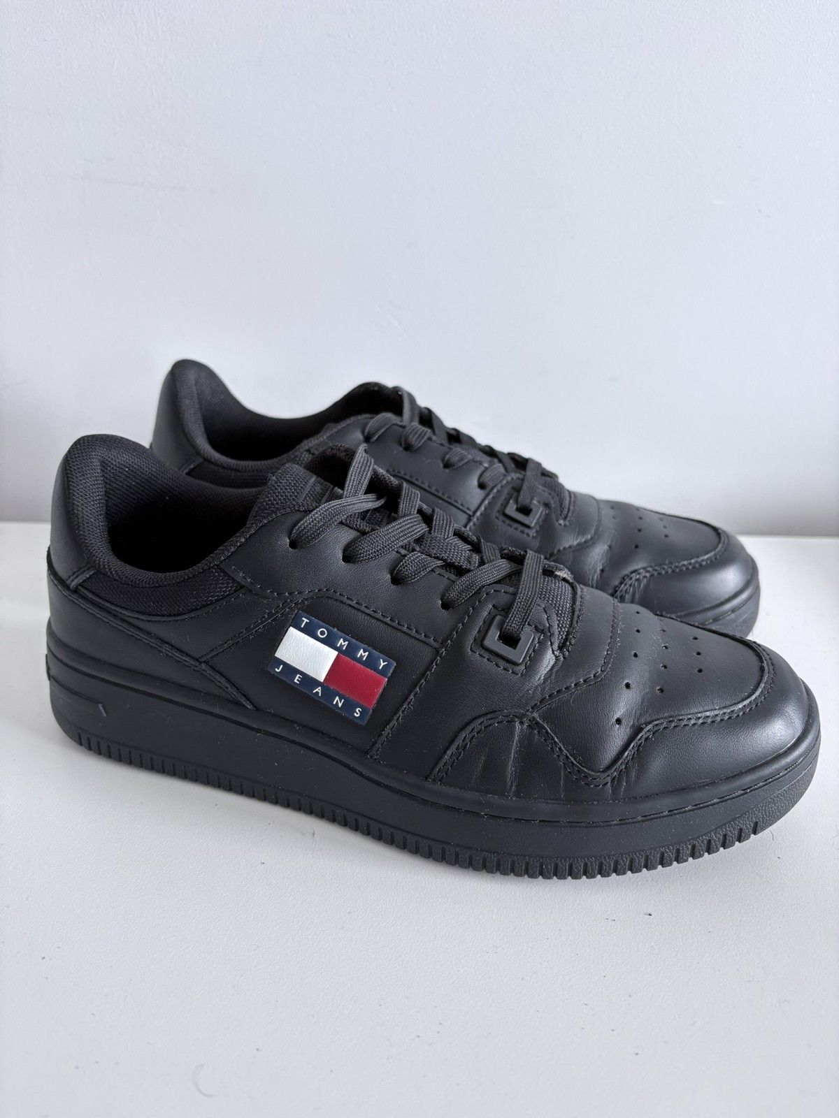 Tommy Hilfiger Tommy Hilfiger TJW Retro Basket leather sneakers size 37 Size US 7 / IT 37 - 4 Thumbnail