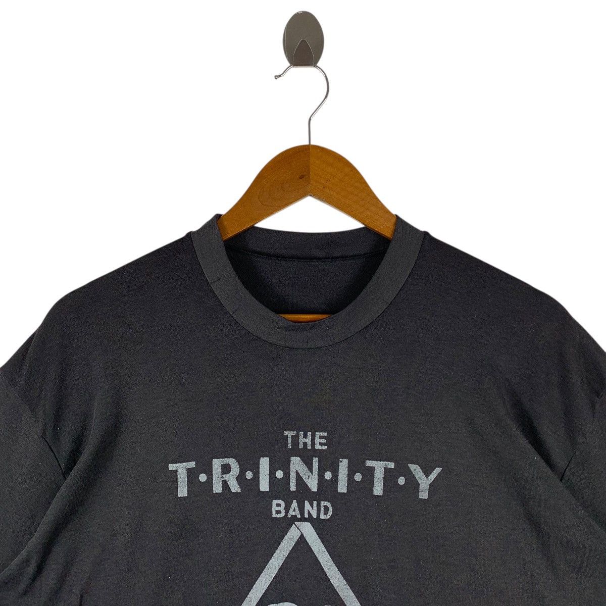 Other vintage Trinity Band Kpop Pacific Tour Tee Size US L / EU 52-54 / 3 - 2 Thumbnail