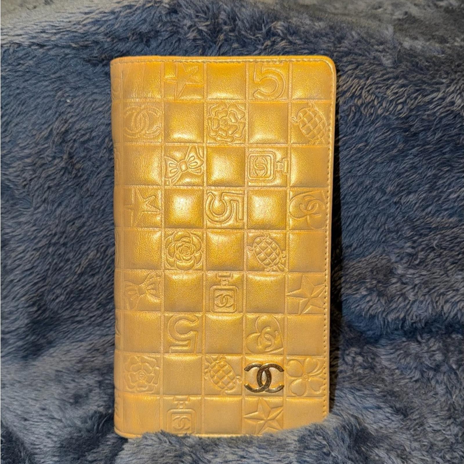 Chanel Chanel Icon Series Lucky Symbols Bifold Wallet Size ONE SIZE - 1 Thumbnail