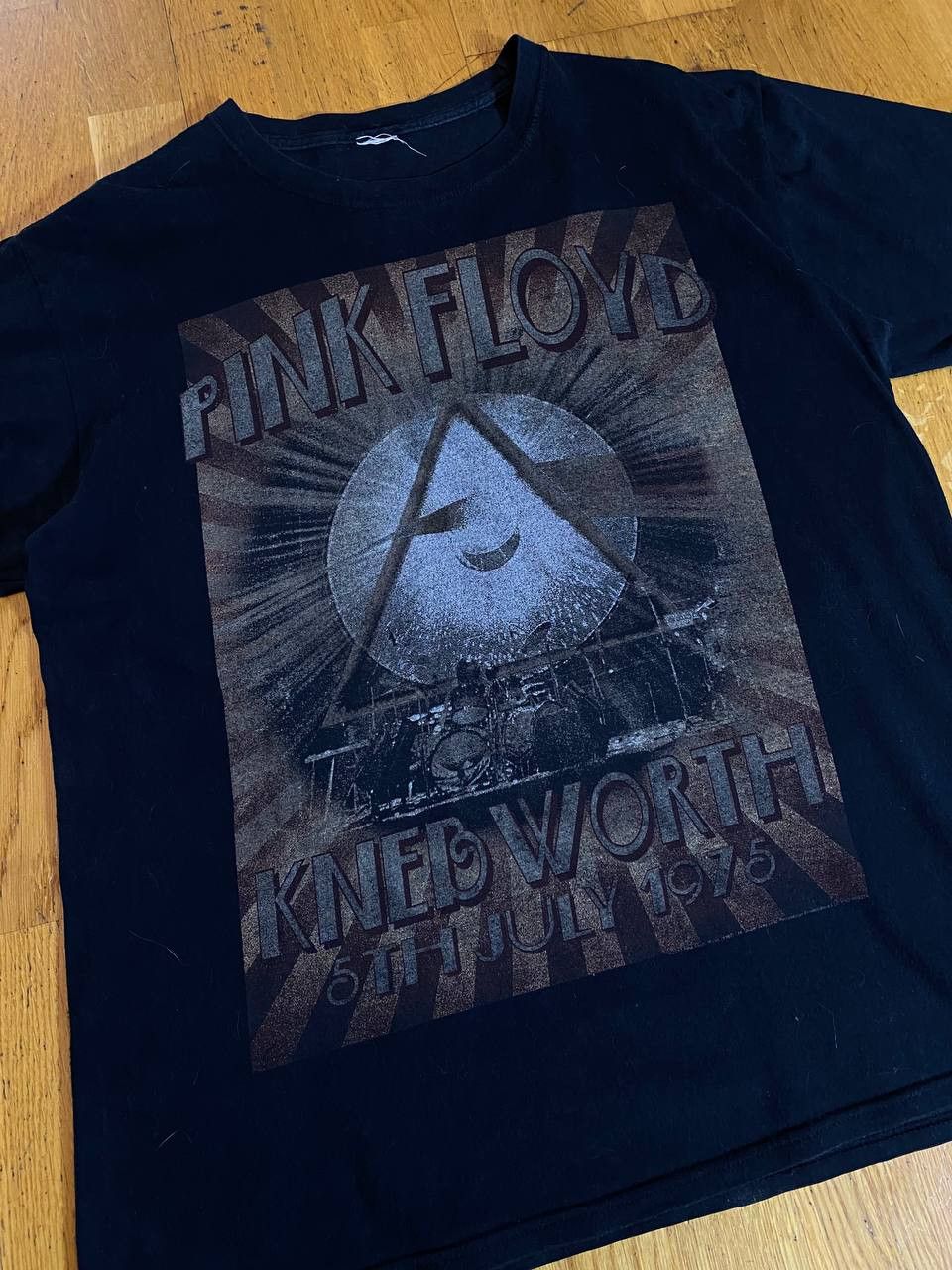 Pink Floyd SALE!!! Vintage Pink Floyd Tee Size US M / EU 48-50 / 2 - 4 Thumbnail