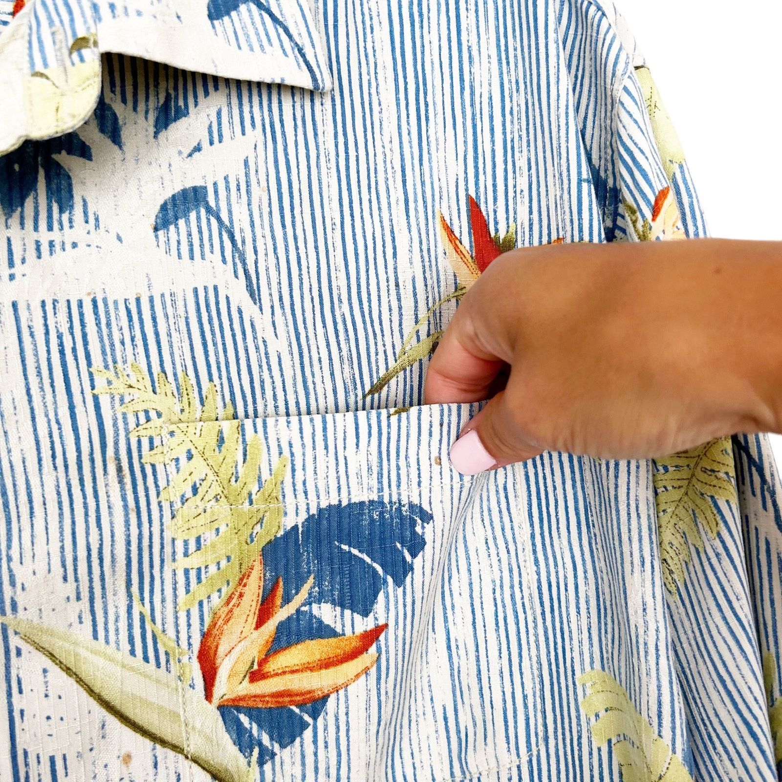 Tommy Bahama Tommy Bahama Silk Hawaiian Floral Short Sleeve Button Down Size US XL / EU 56 / 4 - 3 Thumbnail