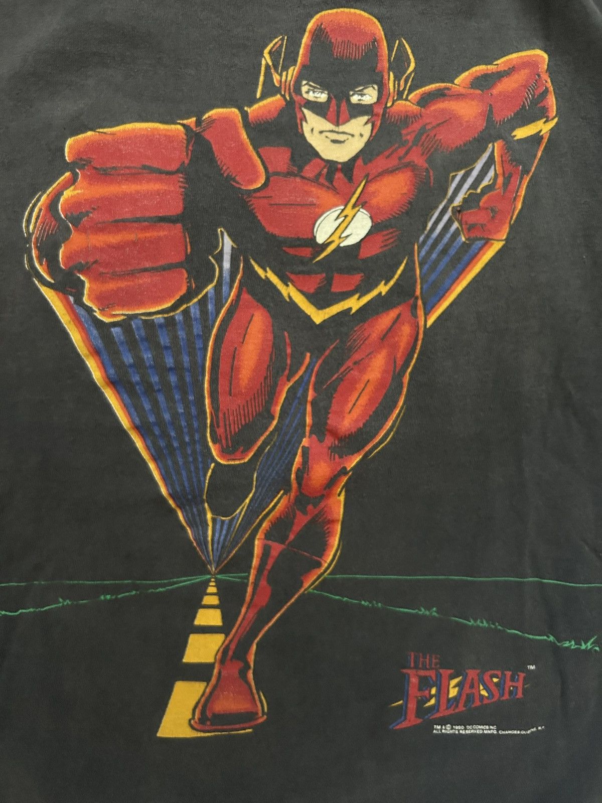 DC Comics The Flash Vintage 1990 DC Comics Tee Size US XL / EU 56 / 4 - 2 Thumbnail