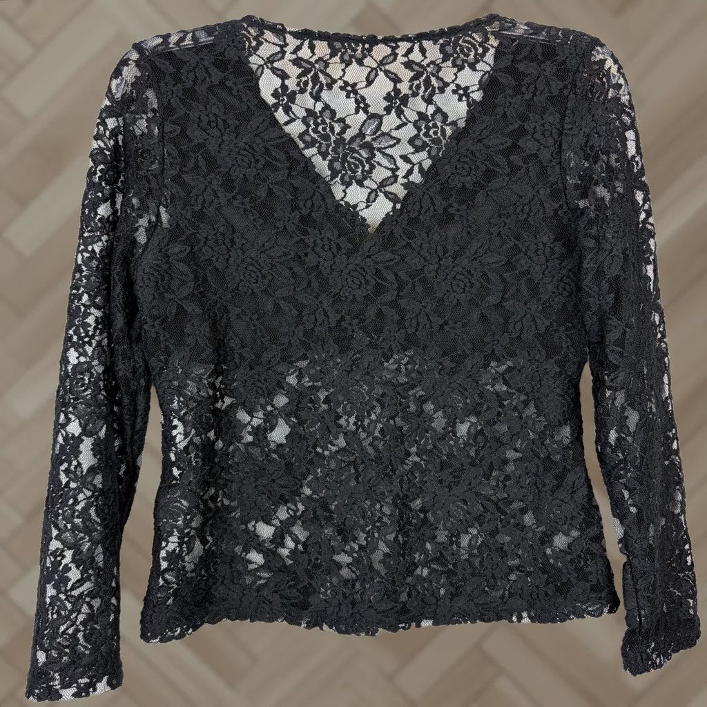 Vintage Black Lace Top Womens 2XL Blouse Long Sleeve Round Neck Solid Sheer Stretch Breathable Casual Bohemian Classic Womens Size XXL / US 16-18 / IT 52-54 - 1 Thumbnail