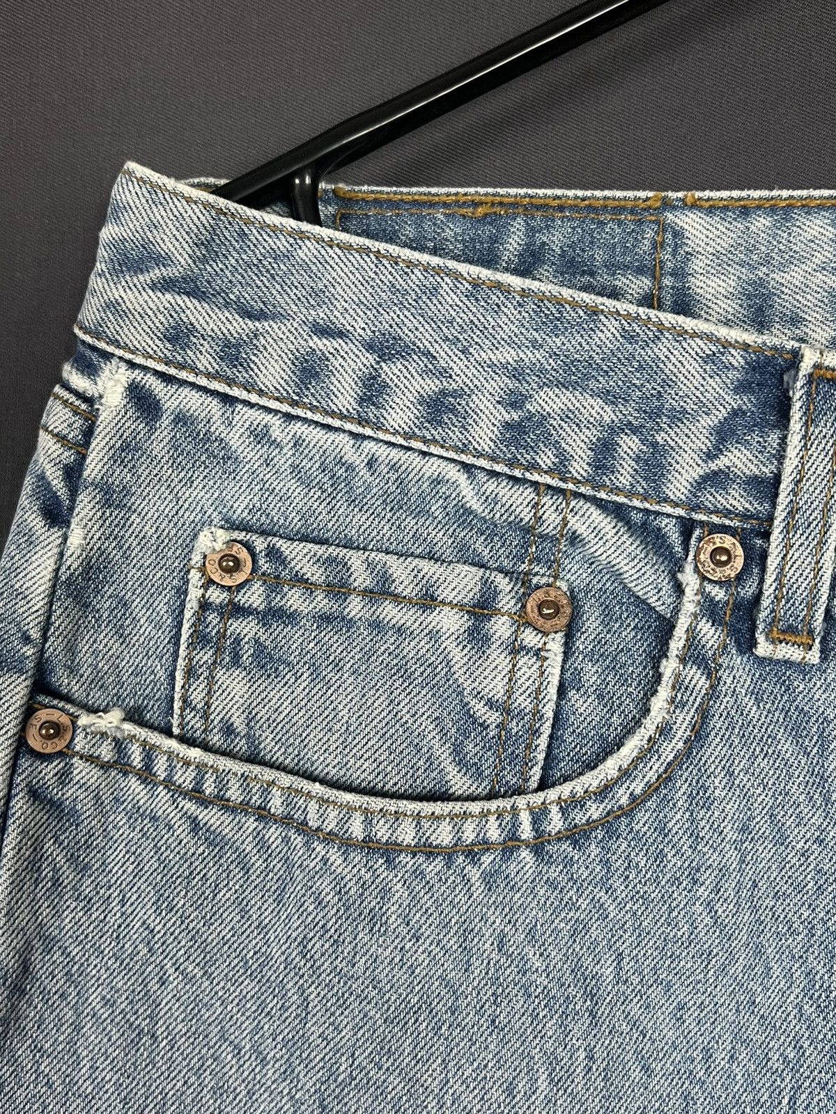 Levi's Vintage Levi’s 615 red tab men’s jeans Size US 34 / EU 50 - 7 Thumbnail