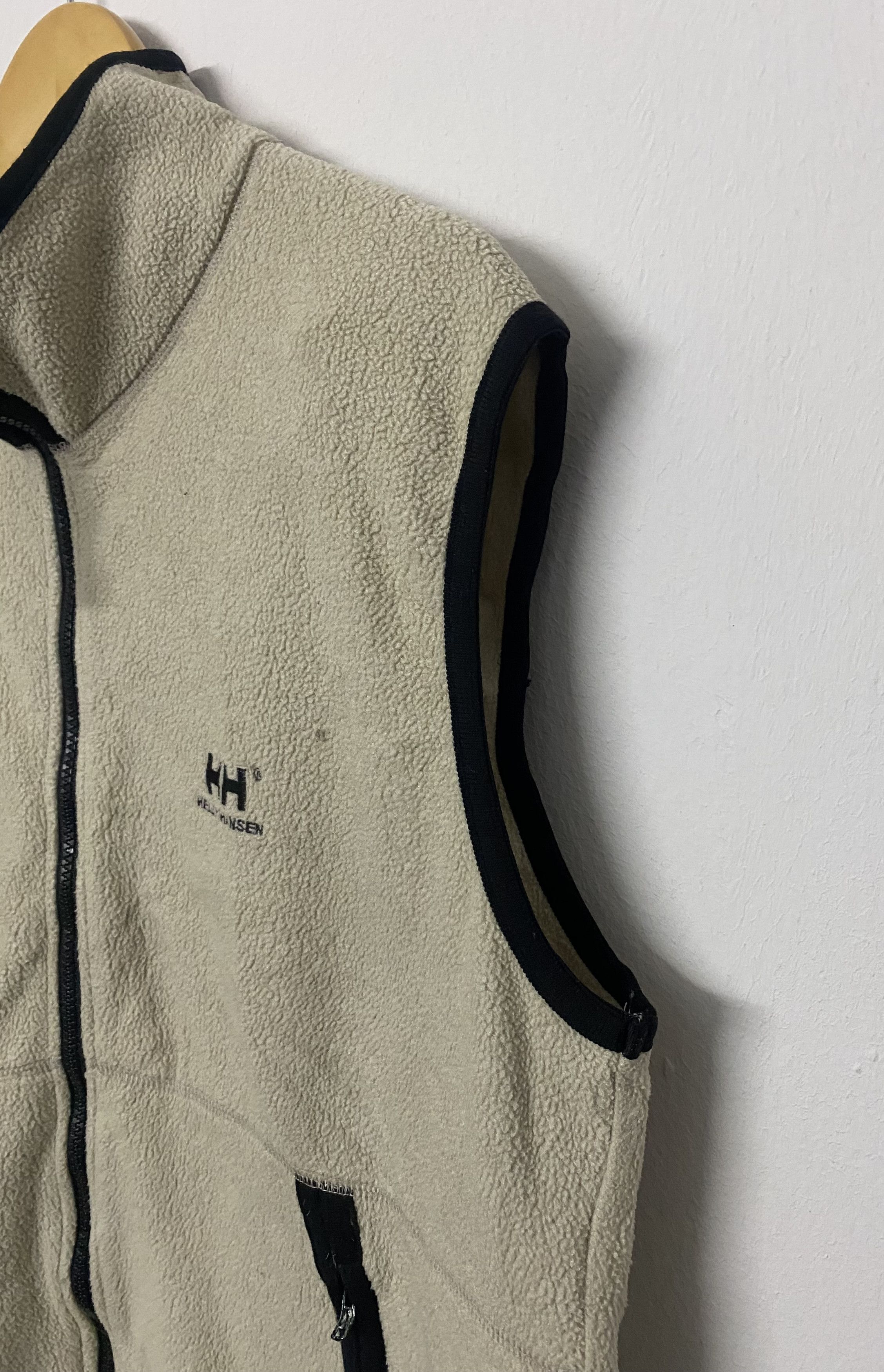 Helly Hansen Vintage Helly Hansen Polartec Fleece Vest Size US M / EU 48-50 / 2 - 10 Thumbnail