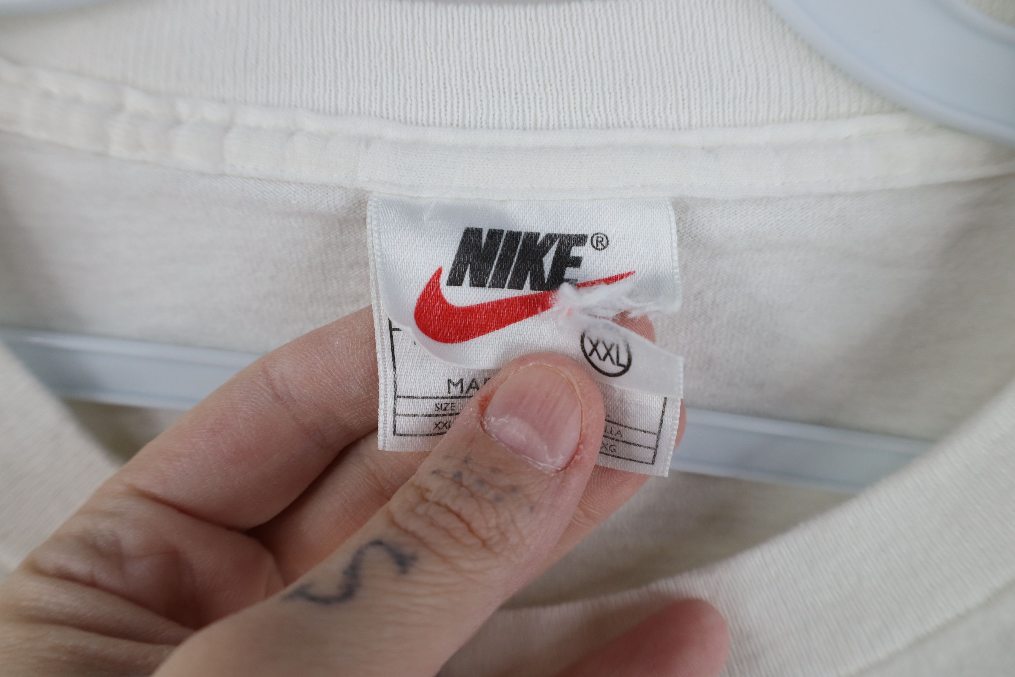 Nike Vintage 90s Nike Big Center Swoosh Long Sleeve T-Shirt USA Size US XXL / EU 58 / 5 - 10 Thumbnail