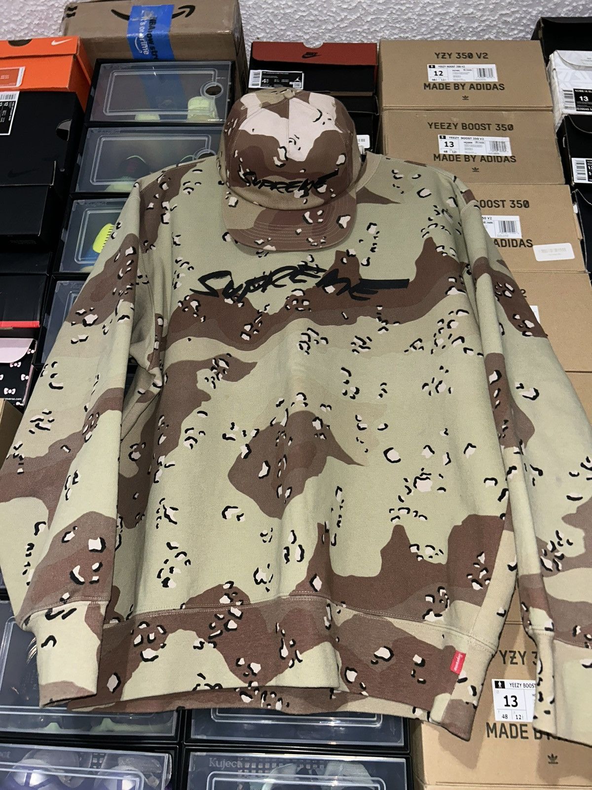 Supreme Supreme Futura Logo Crewneck & 5-Panel Chocolate Chip FW20 Size US L / EU 52-54 / 3 - 2 Thumbnail