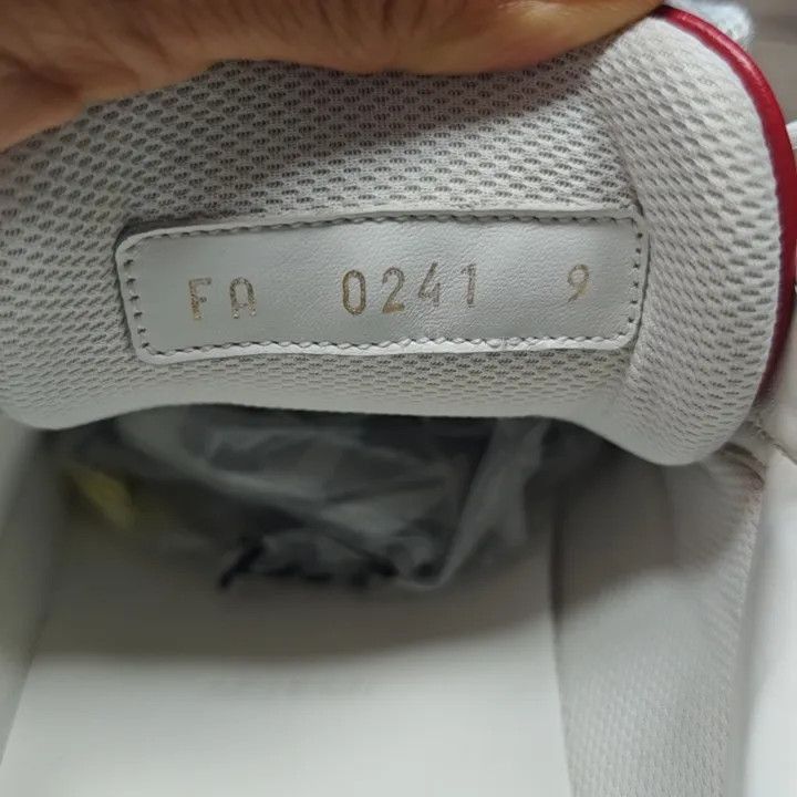 Louis Vuitton Louis Vuitton Luxembourg Casual Sneakers in White Red -2508 Size US 9.5 / EU 42-43 - 3 Thumbnail