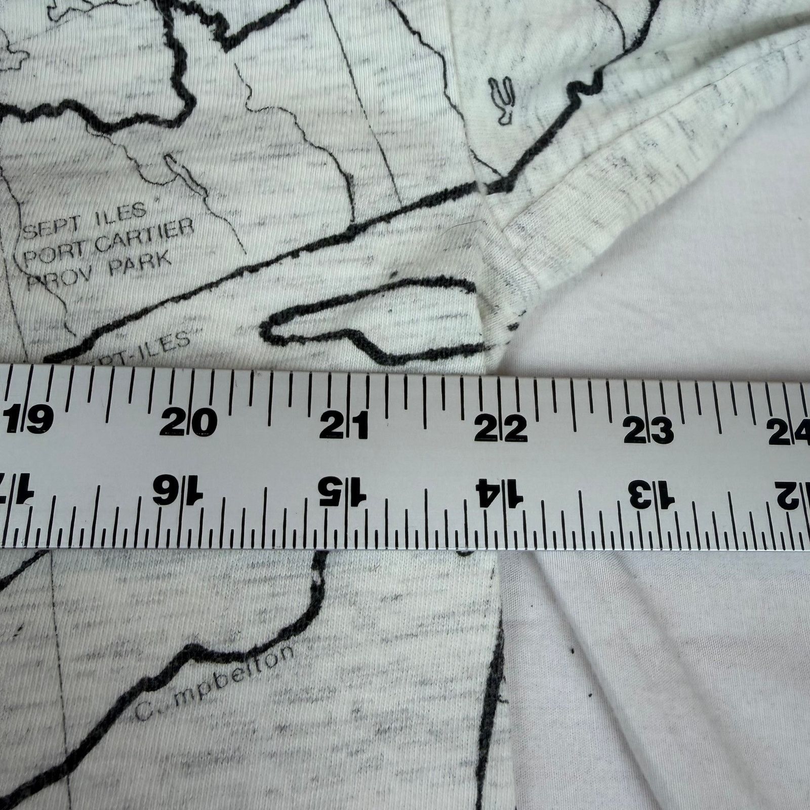 Other Vintage AOP Cityscape Canada Map T-Shirt Size L/G Size US L / EU 52-54 / 3 - 5 Thumbnail