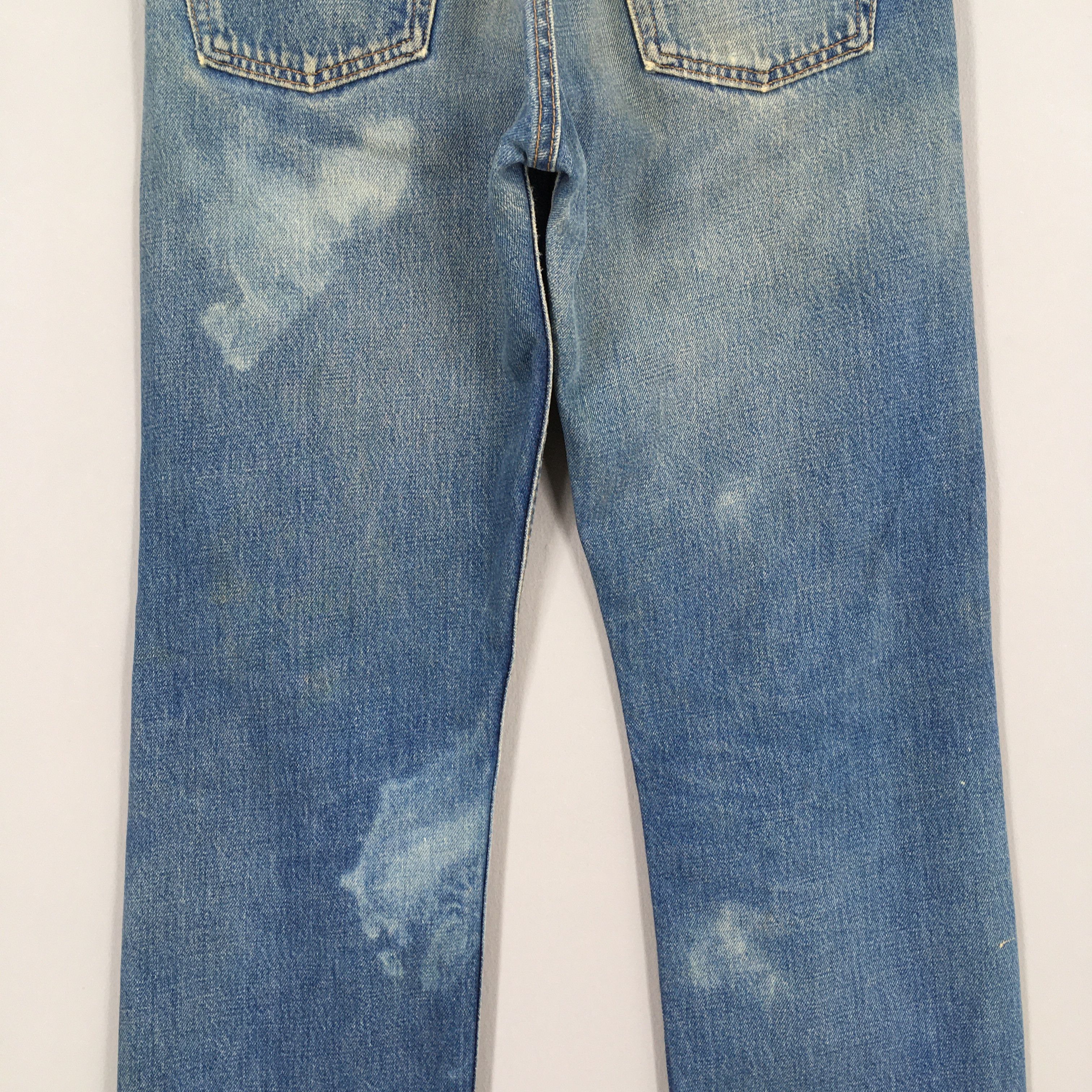 Levi's Size 28x31.5 Vintage 90s Levi's 501 Faded Blue Jeans S1121 Size US 28 / EU 44 - 10 Thumbnail