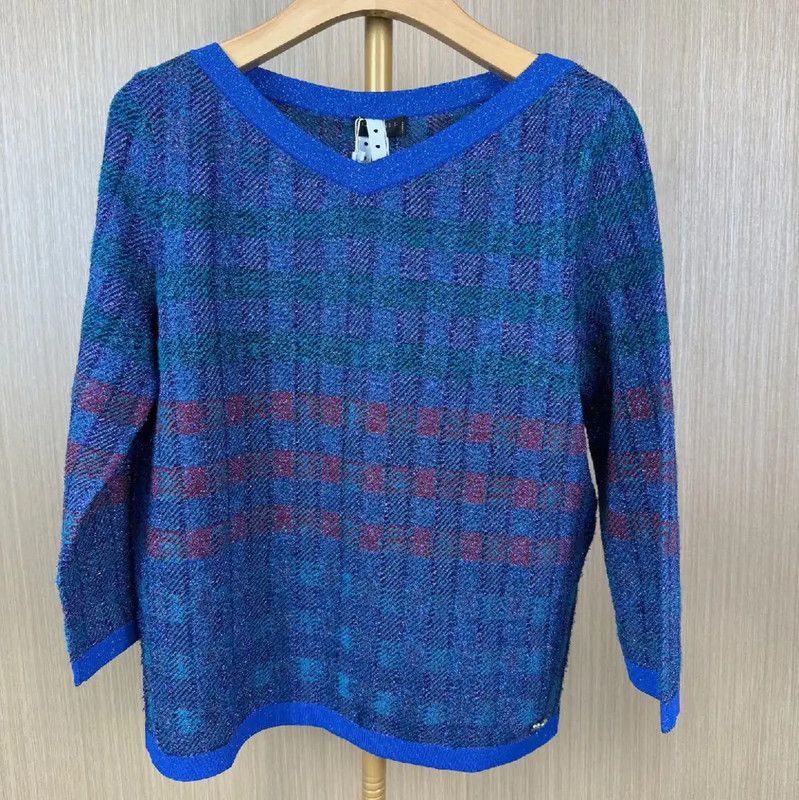 Chanel Chanel Blue Silk Pullover Sweater 0089 Size M / US 6-8 / IT 42-44 - 1 Thumbnail