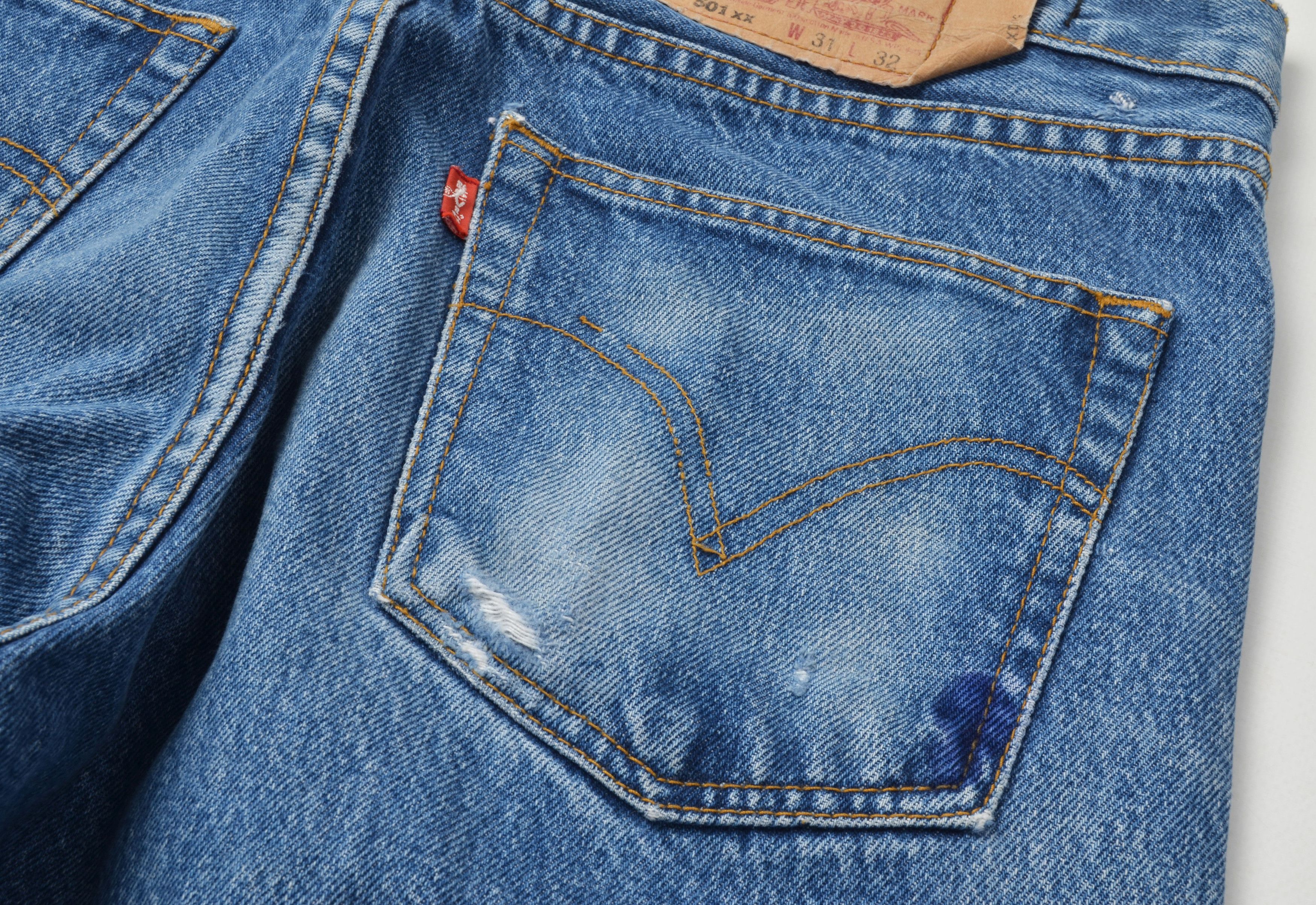 Levi's × Levi's Vintage Clothing × Vintage Vintage Levi's 501 XX 90's Distressed Dirty Denim Jeans Size US 31 - 9 Thumbnail