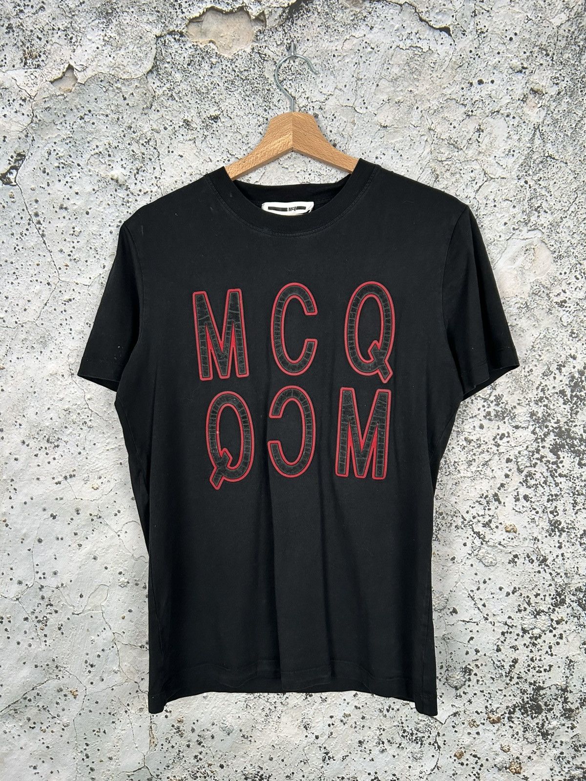 McQ Alexander McQueen MCQ Alexander McQueen Avant Garde Graphic Tee Aechive Size US S / EU 44-46 / 1 - 1 Thumbnail