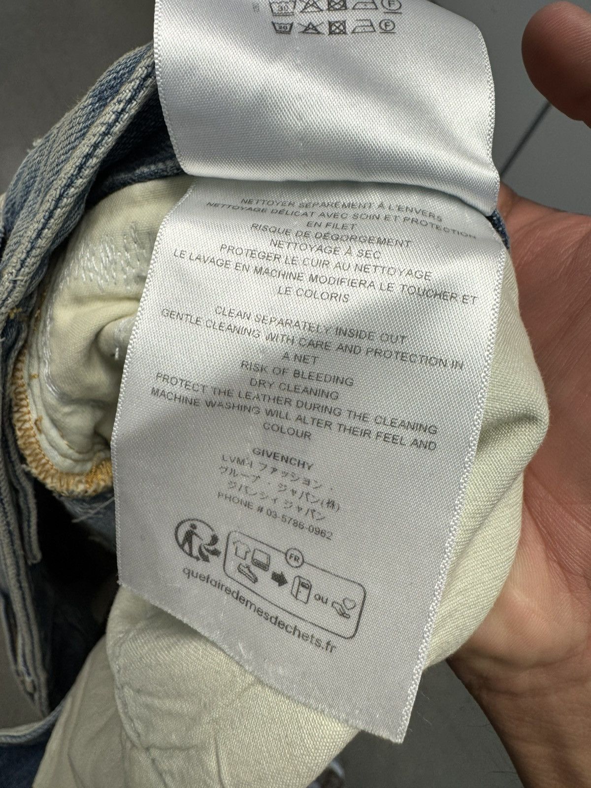 Givenchy Givenchy Moleskin-Trimmed Distressed Denim Cargo Shorts Size US 32 / EU 48 - 12 Thumbnail
