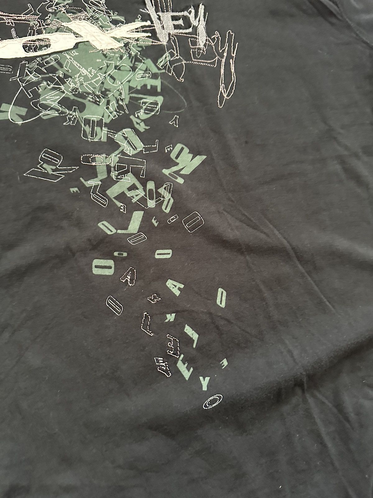 Oakley 🔥VINTAGE OAKLEY EMBROIDERED LOGO FADED T-SHIRT🔥 Size US M / EU 48-50 / 2 - 3 Thumbnail