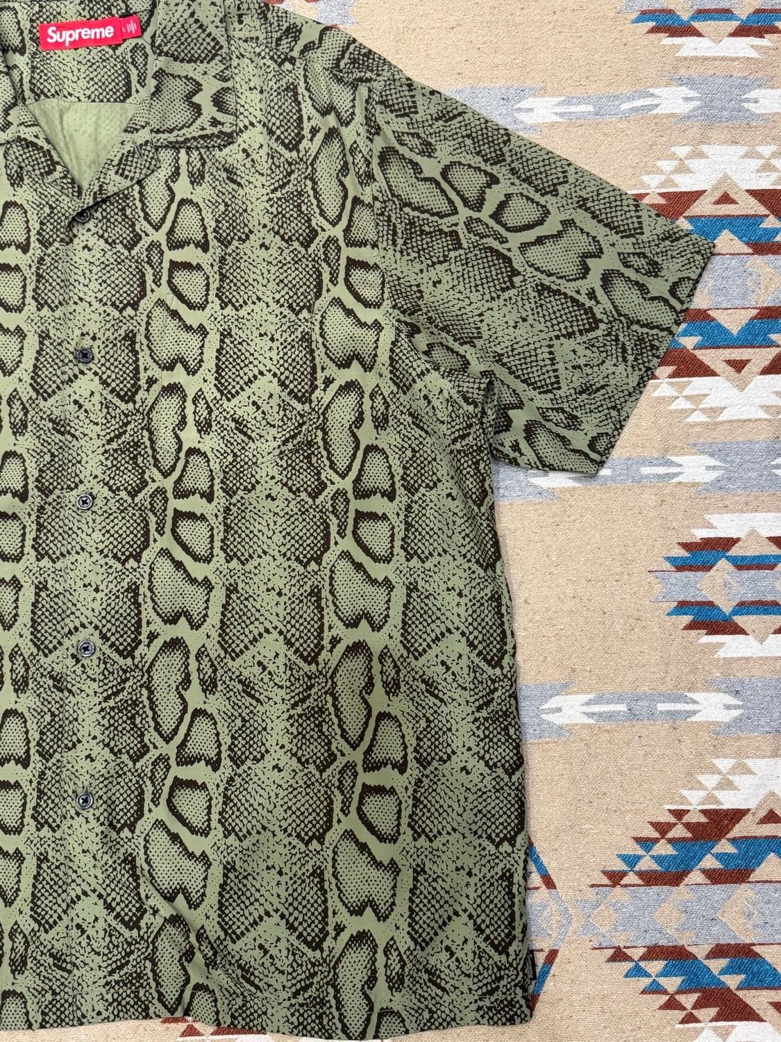 Supreme Supreme Snake Short Sleeve Button Shirts Size US L / EU 52-54 / 3 - 4 Thumbnail