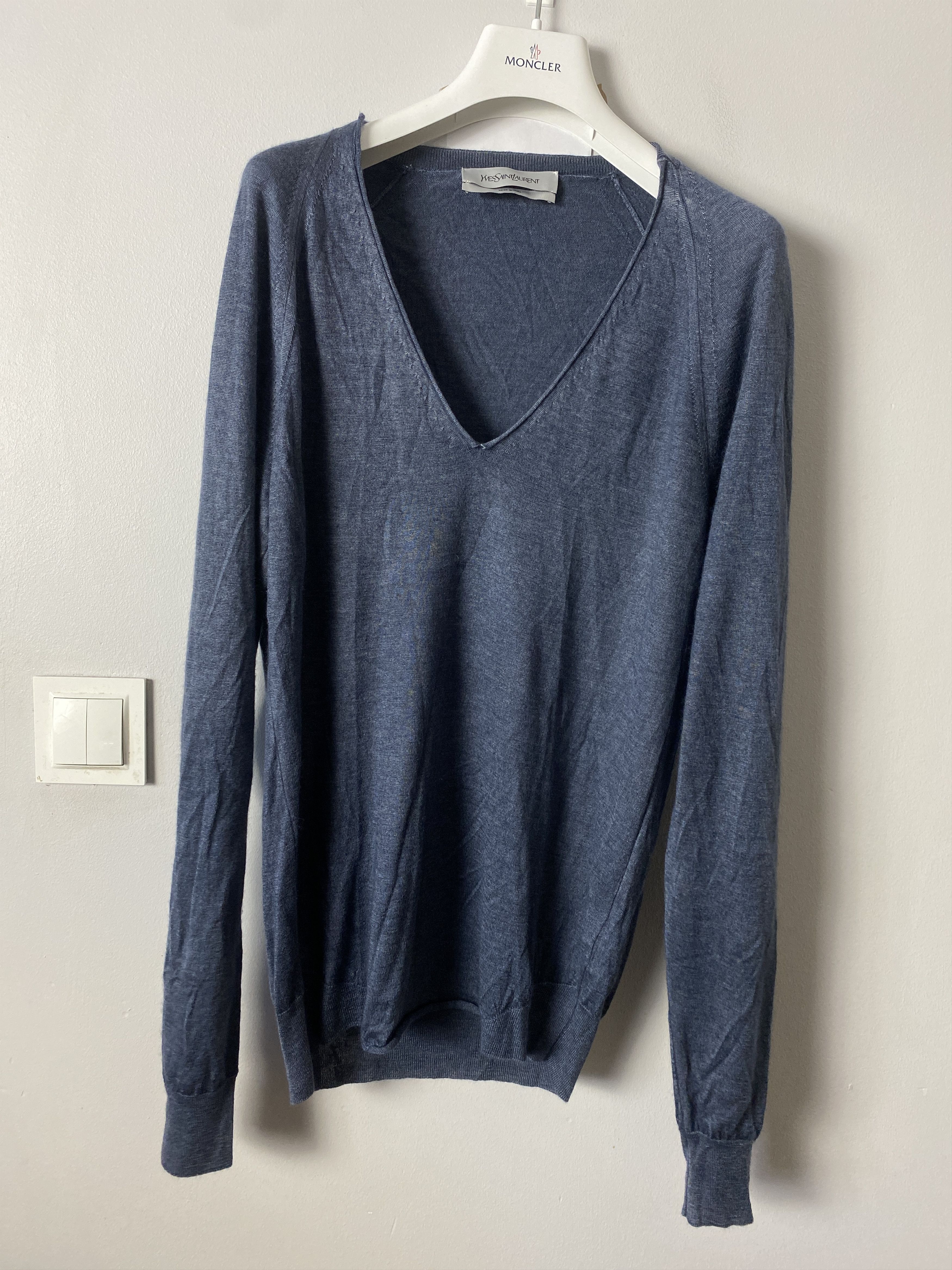 Yves Saint Laurent Yves Saint Laurent cashmere silk sweater knitwear Size M / US 6-8 / IT 42-44 - 1 Thumbnail