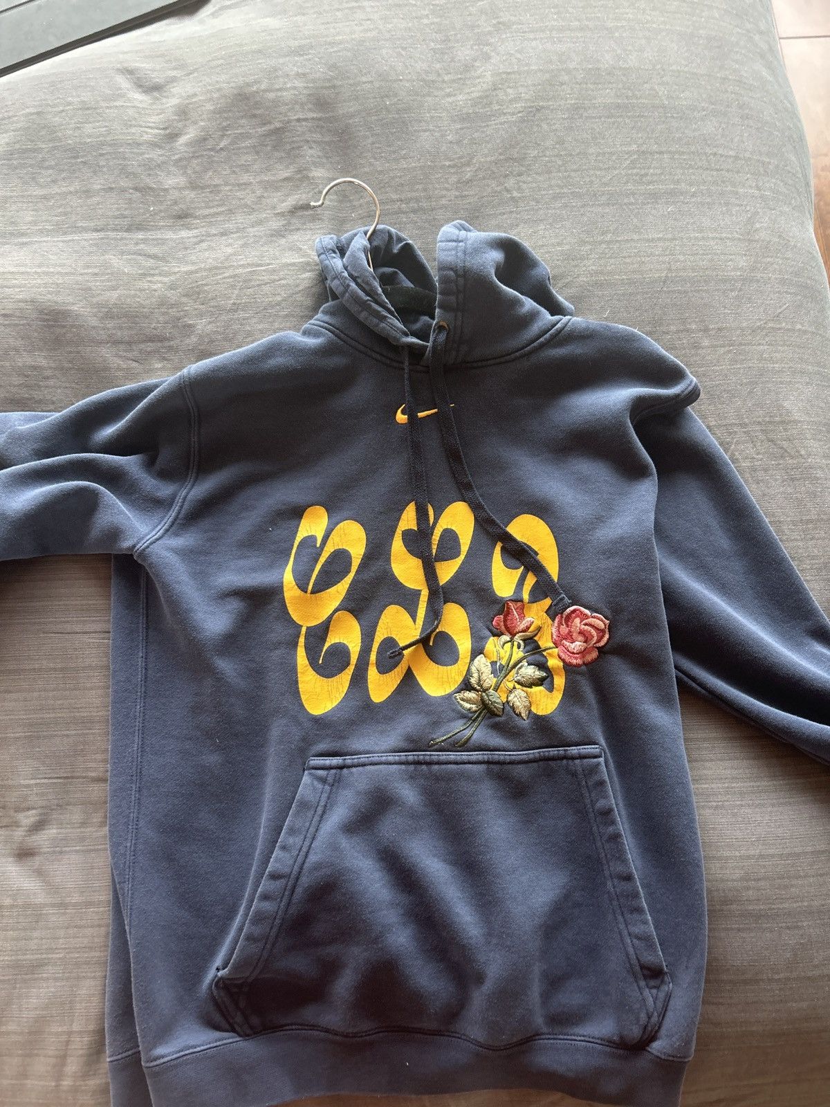 nike clb hoodie blue