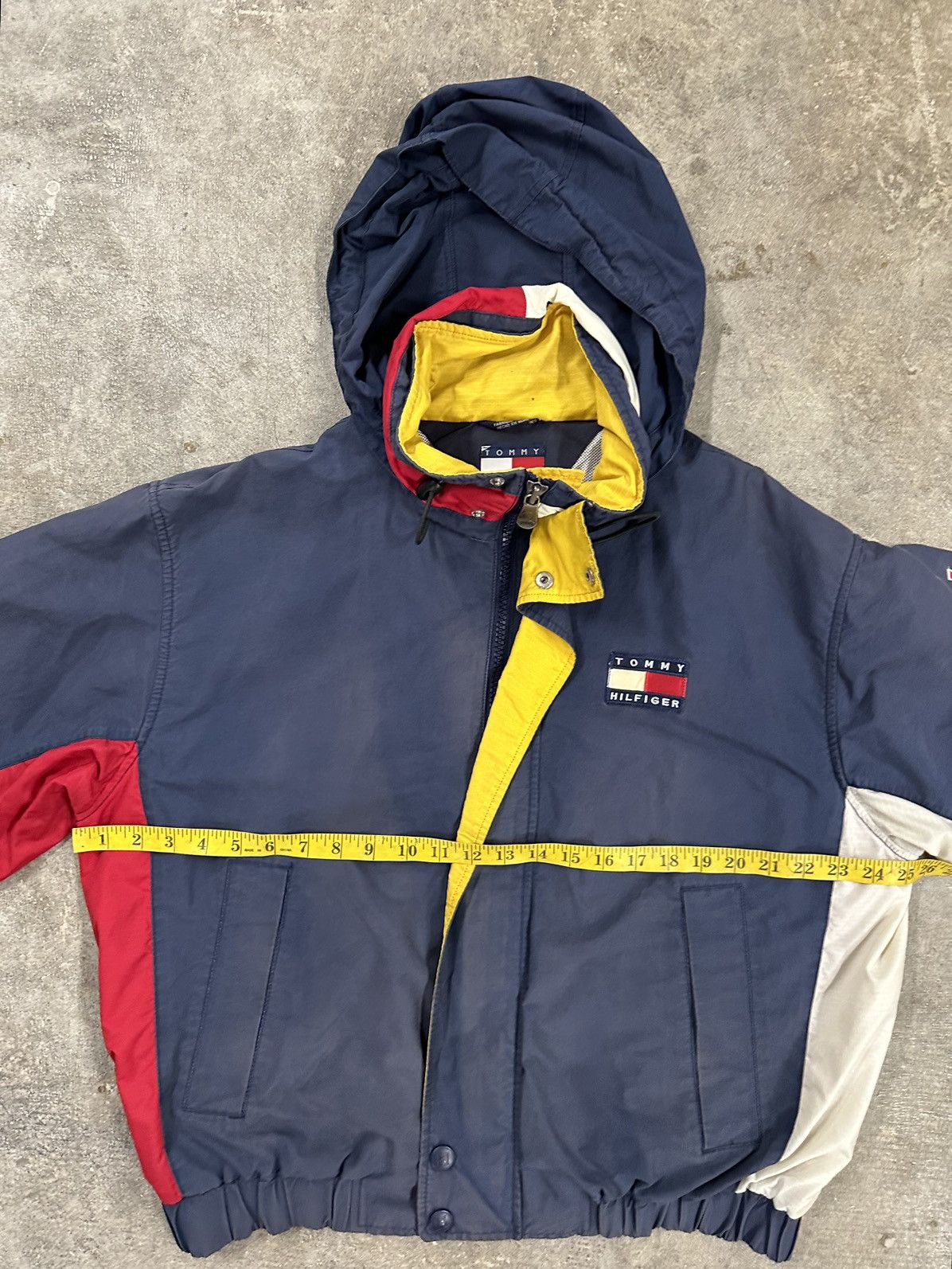 Tommy Hilfiger Vintage 90s Tommy Hilfiger Sleeve Spell Out Jacket USA Size US M / EU 48-50 / 2 - 18 Thumbnail