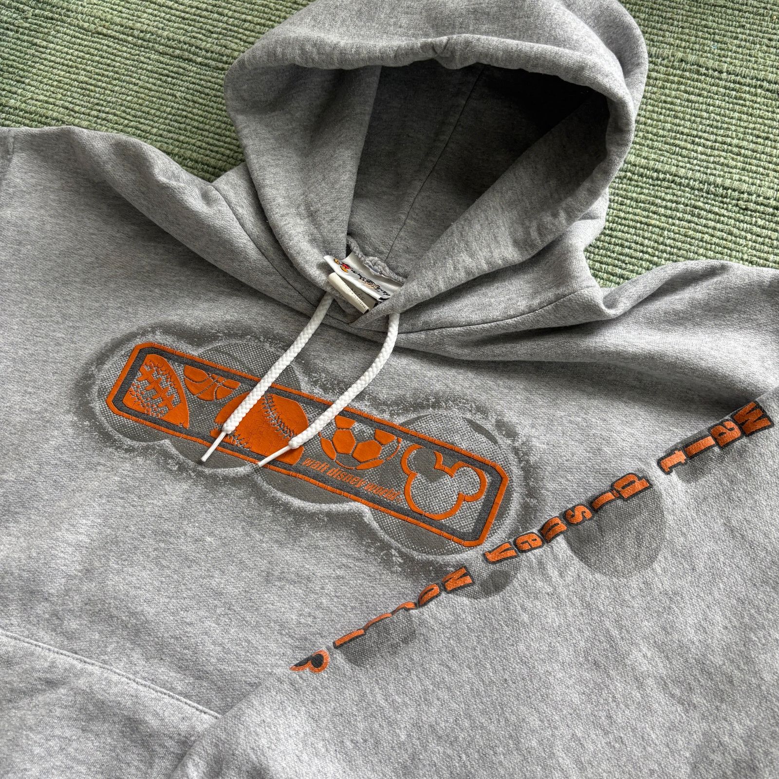Disney × Vintage Vintage 90s Walt Disney World Box Logo Hoodie Sweatshirt L Size US L / EU 52-54 / 3 - 6 Thumbnail