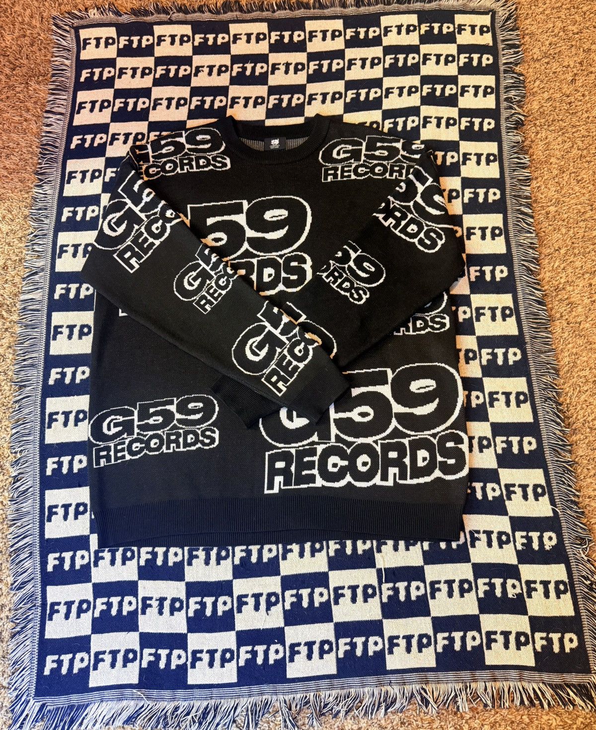 G59 Records G59 All Over knitted sweater Size US L / EU 52-54 / 3 - 1 Preview