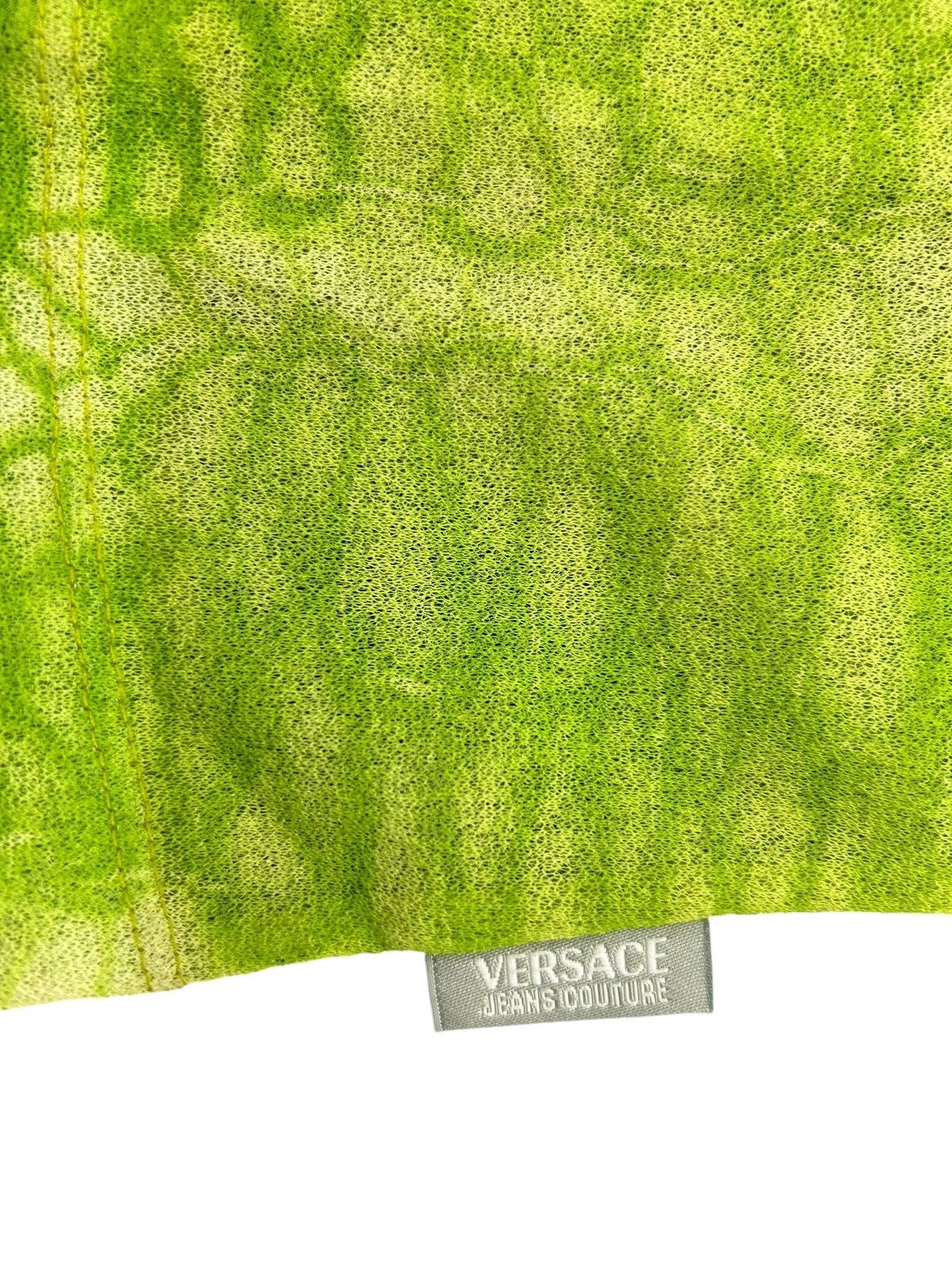 Versace Jeans Couture NWT Versace Jeans Couture Lime Green Snake Print T-Shirt S Size S / US 4 / IT 40 - 5 Thumbnail