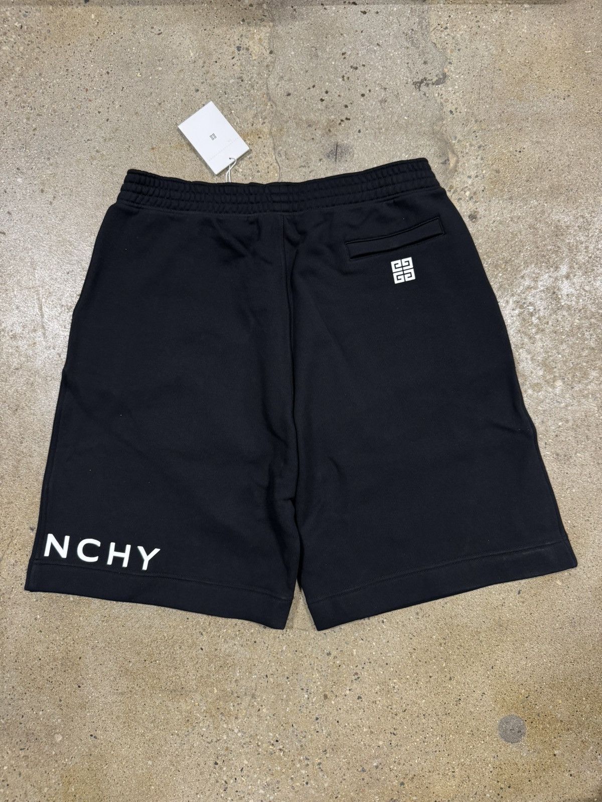 Givenchy Givenchy Logo Printed Sweatshorts NEW 900$ Size US 38 / EU 54 - 2 Thumbnail
