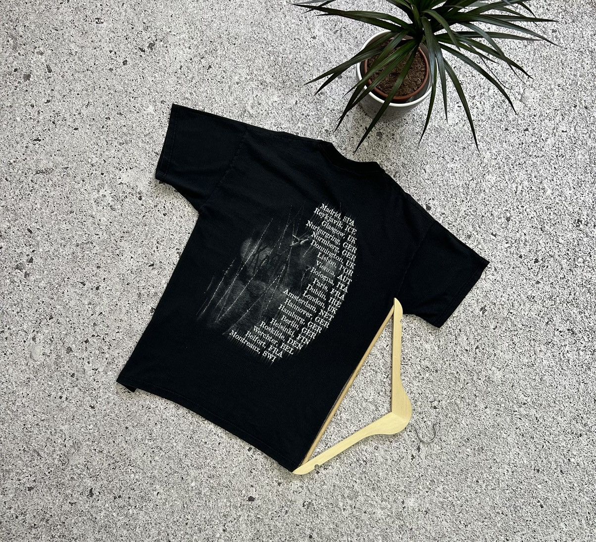 Band Tees Korn Take A Look In The Mirror 2003 Tour T-Shirt Y2K Hype Size US M / EU 48-50 / 2 - 2 Thumbnail