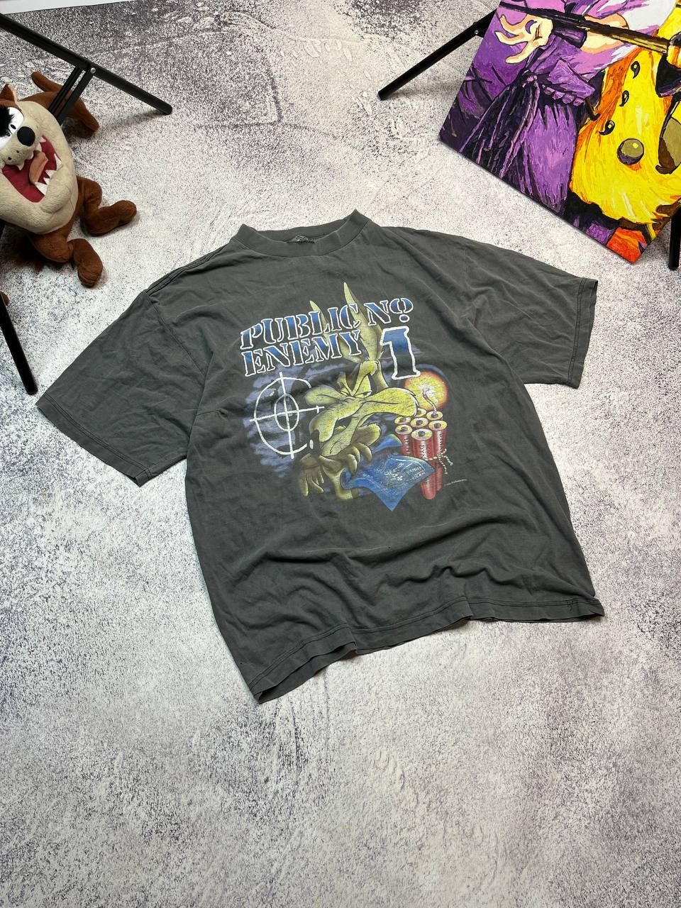 Vintage Vintage 1993 Wile E. Coyote "Public Enemy No. 1"T-Shirt Size US L / EU 52-54 / 3 - 1 Thumbnail