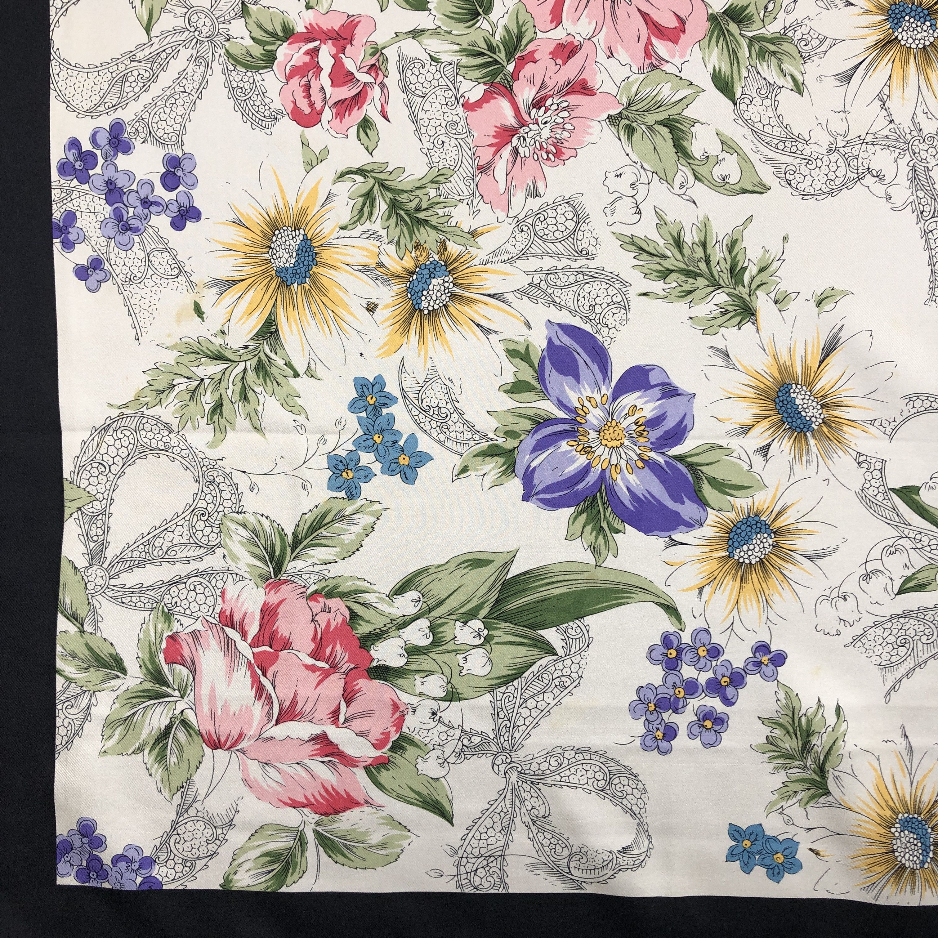 Japanese Brand Vintage Floral English SILK Scarf Twill Stole Wraps Scarves Size ONE SIZE - 5 Thumbnail