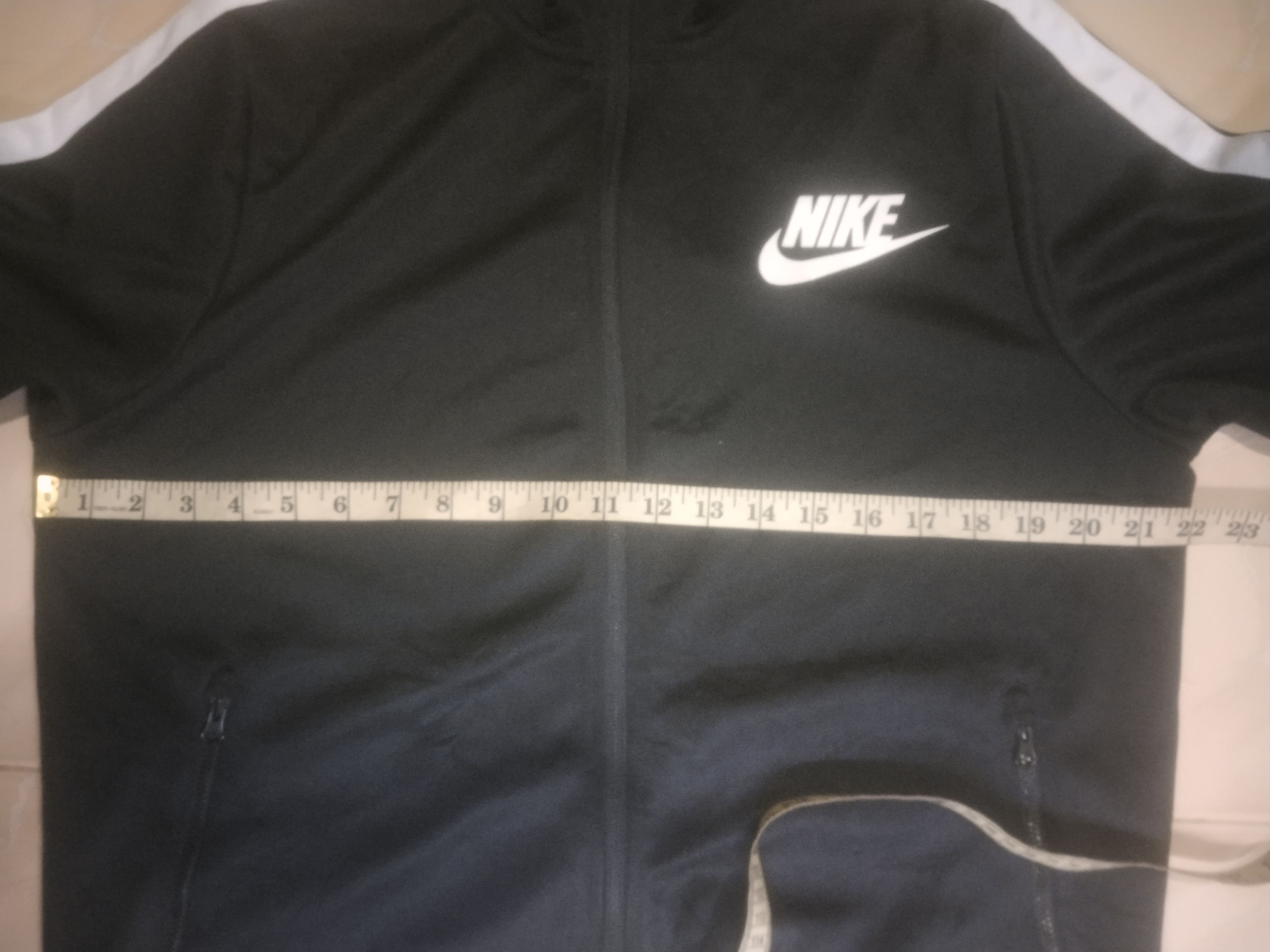Nike Nike track jacket Size US L / EU 52-54 / 3 - 8 Thumbnail