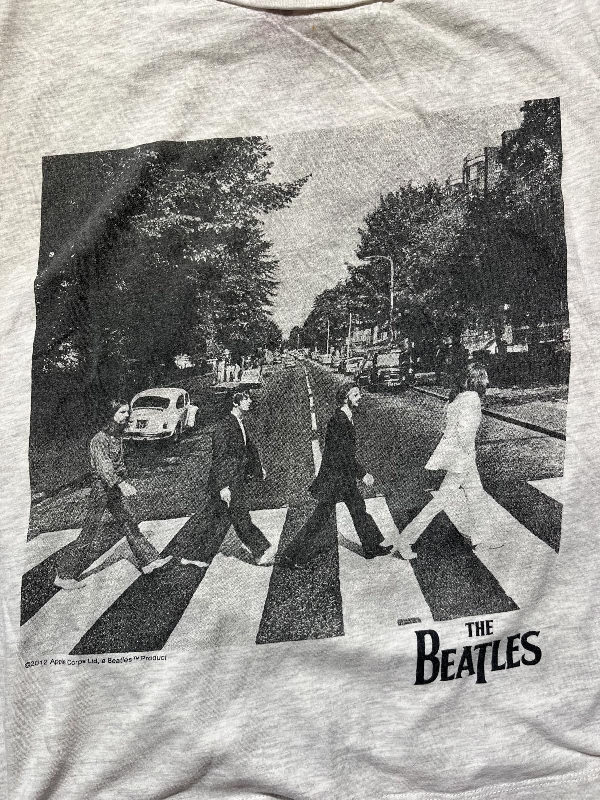 Designer The beatles Preowned Medium Band T-shirt Size US M / EU 48-50 / 2 - 1 Thumbnail
