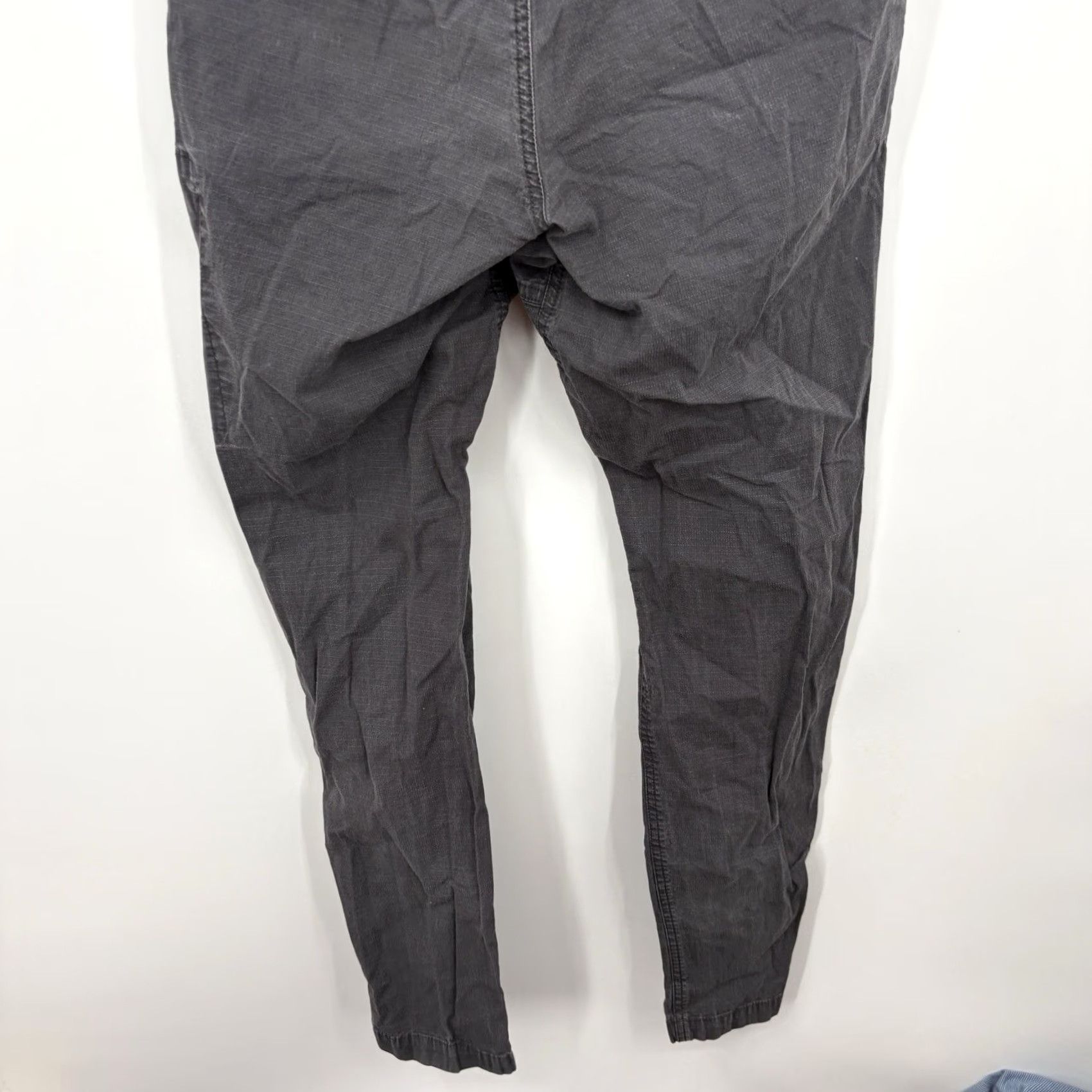 Vuori Vuori Ripstop Pant Men Small Performance Hiking Comfort Climber Slim Stretch Pants Athletic Regular Inseam 30 in Gray Size US 29 - 6 Thumbnail