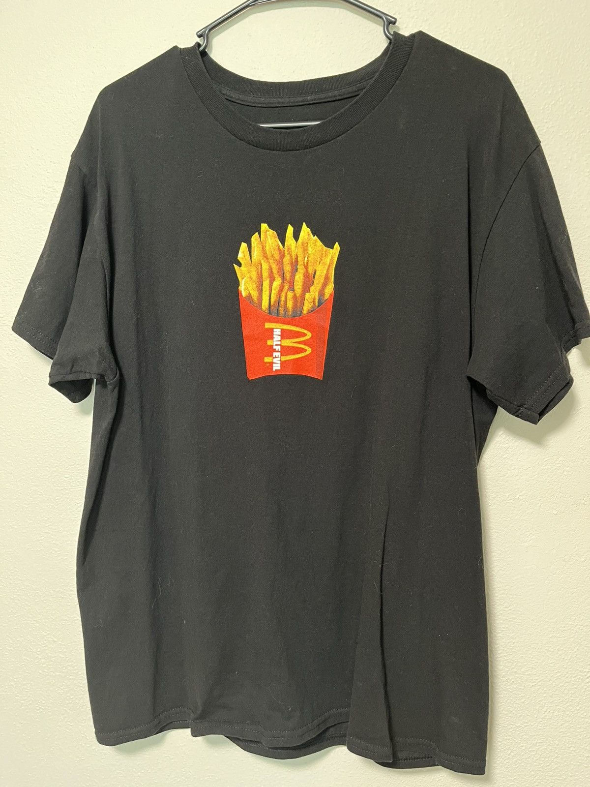 Half Evil Half Evil McDonald's tee Size US L / EU 52-54 / 3 - 1 Thumbnail