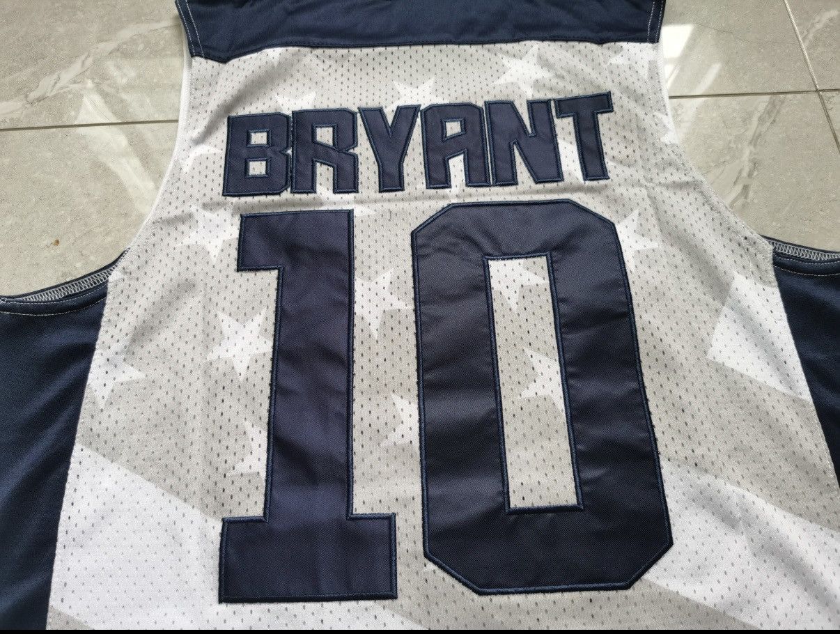 NBA Retrò Maglia Kobe Bryant #10 Team USA - L Size US L / EU 52-54 / 3 - 4 Thumbnail