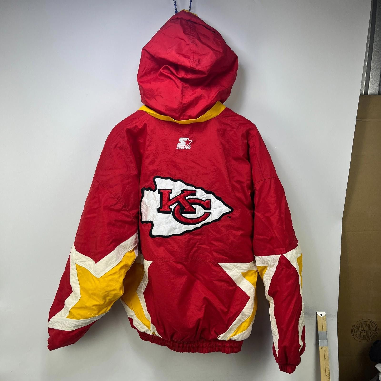 Starter Vintage 90s Starter Kansas City Chiefs NFL Puffer Jacket XL Size ONE SIZE - 1 Thumbnail